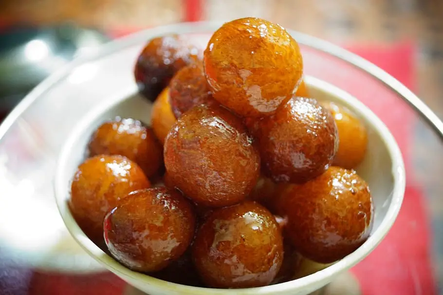 indian sweet gulab jamun indian food